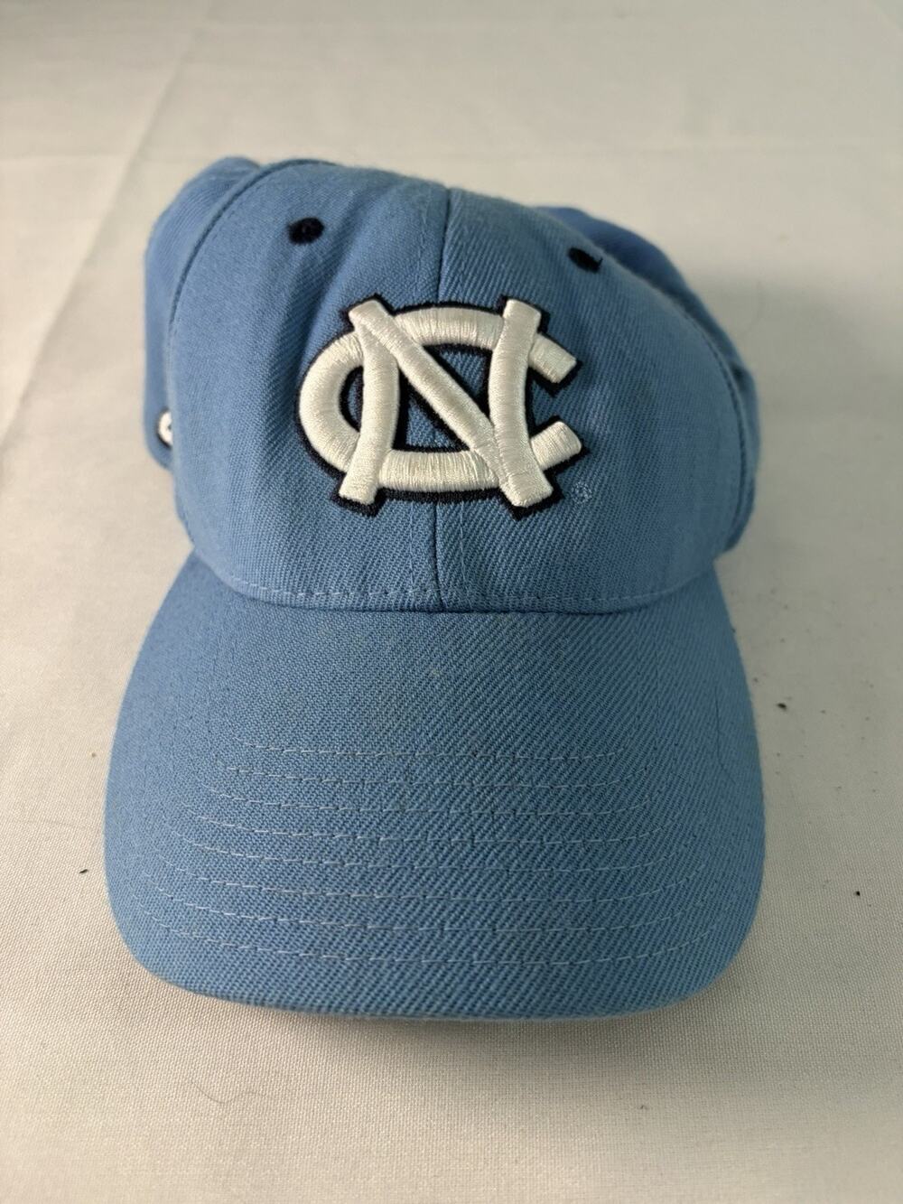 Vintage Top of the World North Carolina Tar Heels Blue/White Adjustable Fan Cap